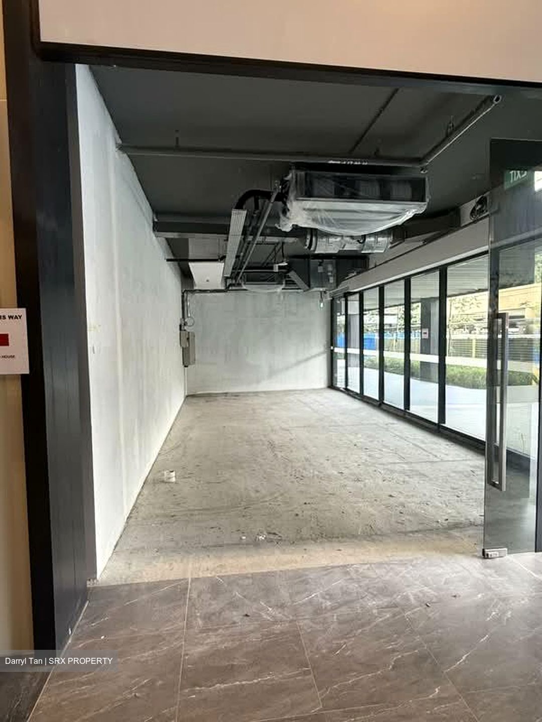 Sceneca Residence (D16), Retail #568023251